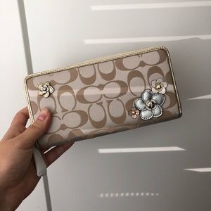 NWT Coach Wallet
